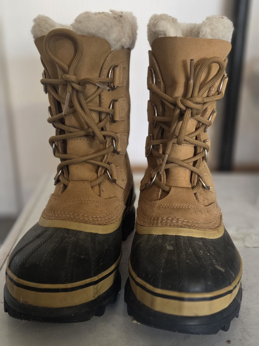 Women's Insulated Tan and Black Sorel Winter Boots